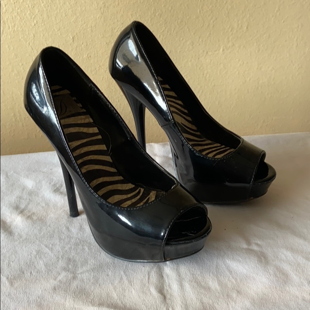 Black peep toe heels